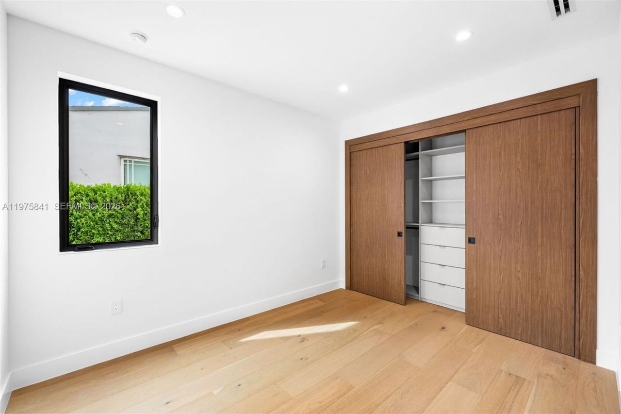 66 NW 50th St, Miami, FL 33127 Photo