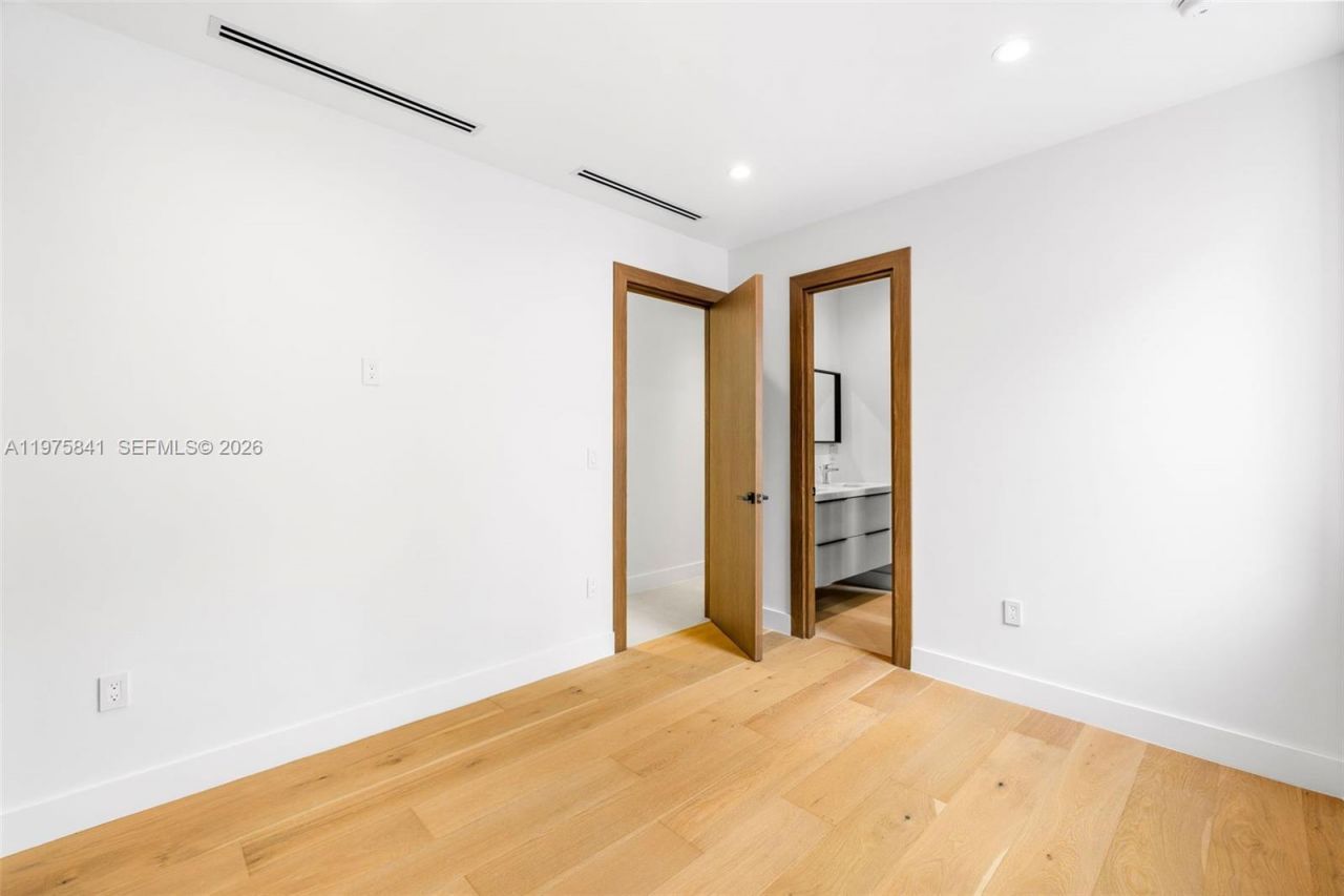 66 NW 50th St, Miami, FL 33127 Photo