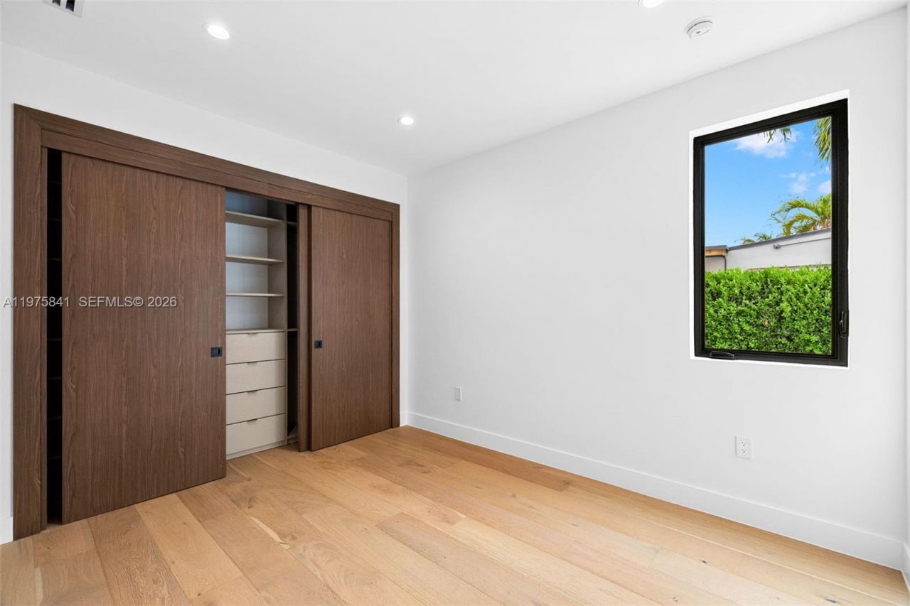 66 NW 50th St, Miami, FL 33127 Photo