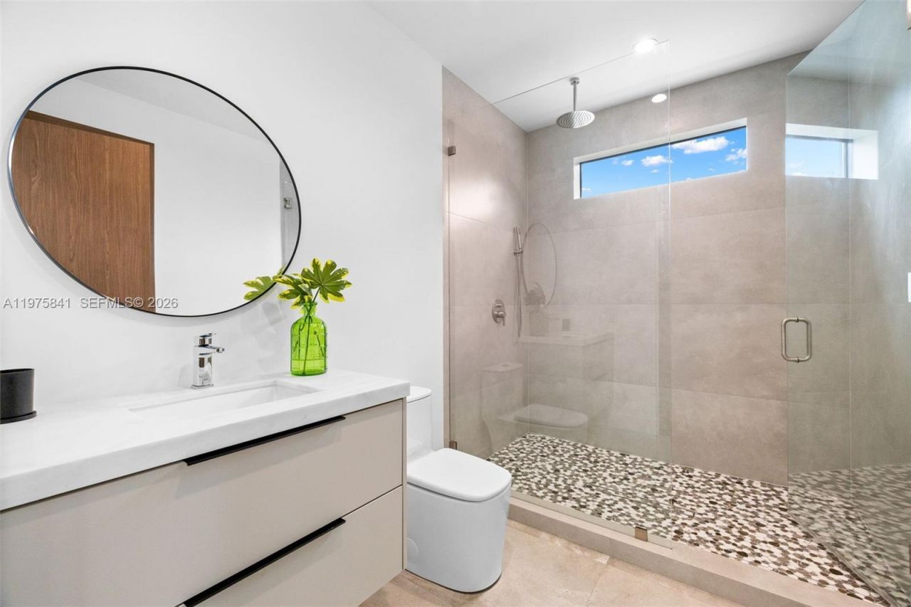 66 NW 50th St, Miami, FL 33127 Photo