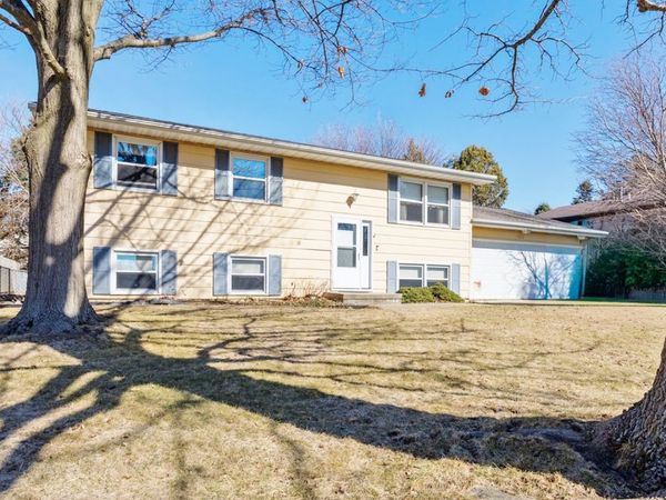 1316 Hanson Drive , Normal, IL 61761