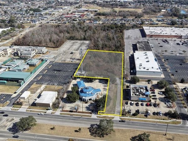 1705 MANHATTAN Boulevard , Harvey, LA 70058