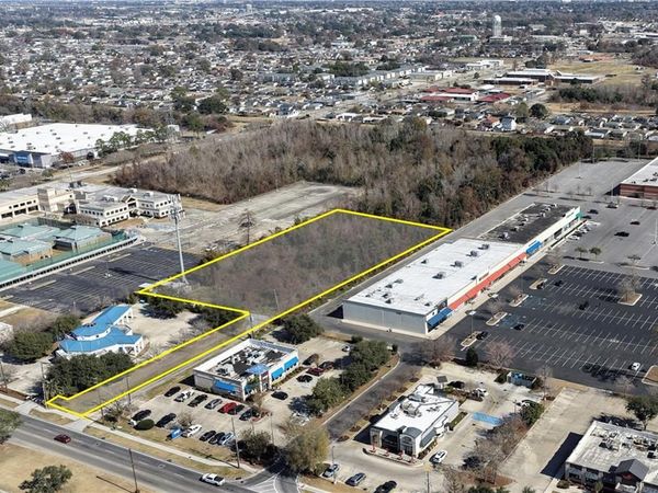 1705 MANHATTAN Boulevard , Harvey, LA 70058