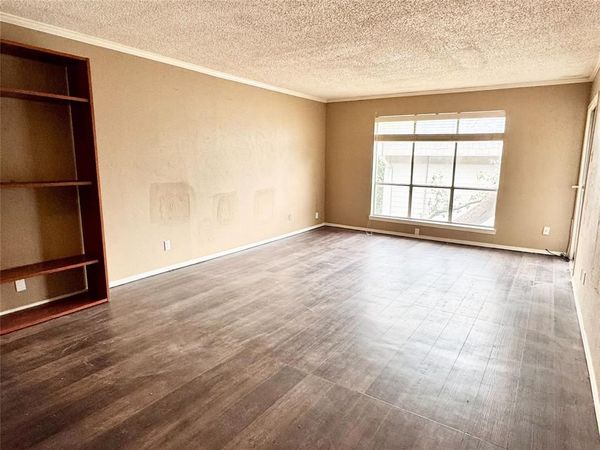 4859 Cedar Springs Road, Unit 356, Dallas, TX 75219