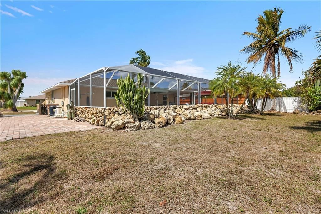 4013 SW 2nd Pl, Cape Coral, FL 33914 Photo