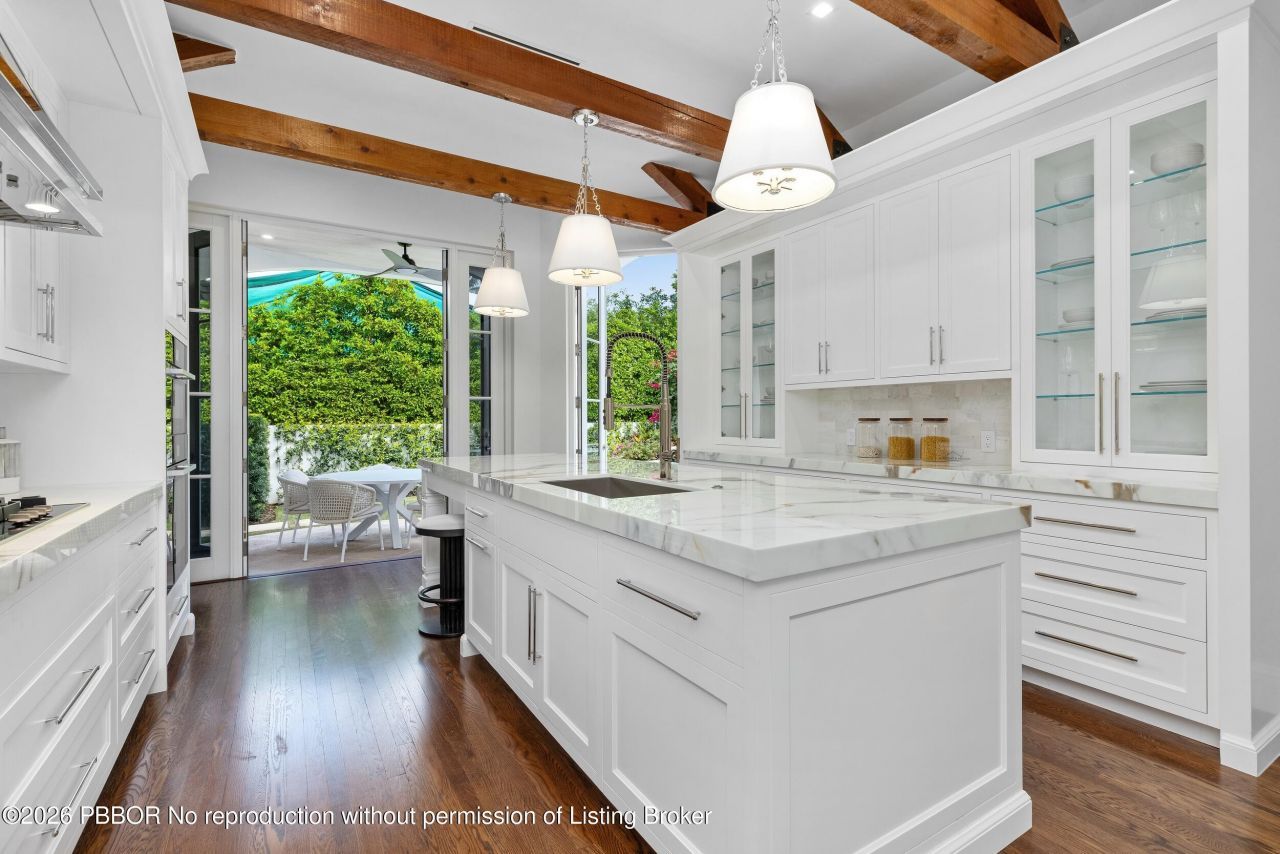 125 Via Vizcaya, Palm Beach, FL 33480 Photo