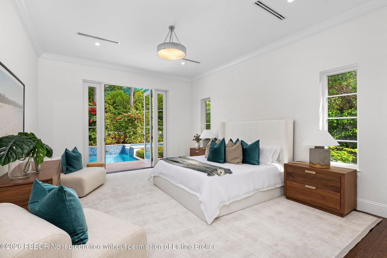 125 Via Vizcaya, Palm Beach, FL 33480 Photo