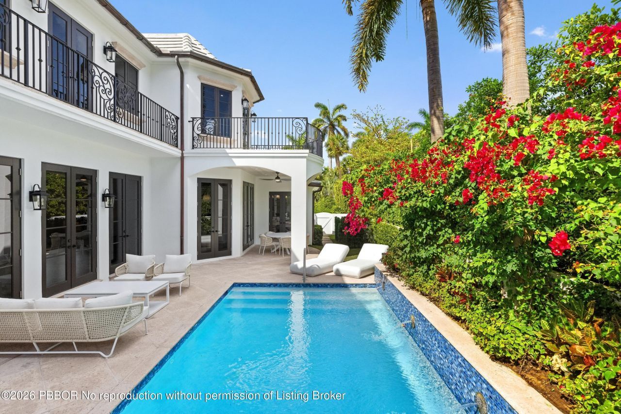 125 Via Vizcaya, Palm Beach, FL 33480 Photo