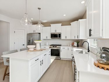 8903 Periwinkle Boulevard, Woodbury, MN 55129