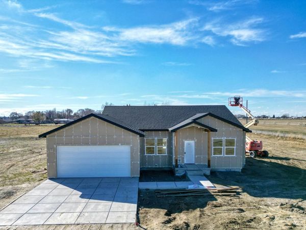 327 S 100 W, Rupert, ID 83350
