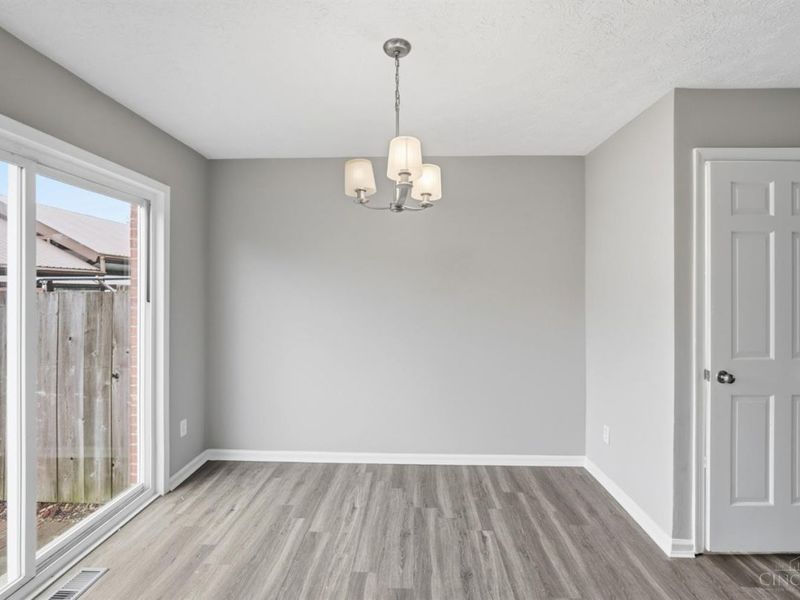 3424 Sunbury Lane, Unit 301, Colerain Township, OH 45251 Photo 11