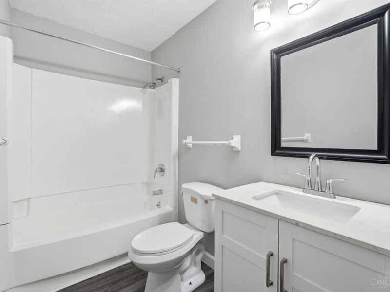 3424 Sunbury Lane, Unit 301, Colerain Township, OH 45251 Photo 17