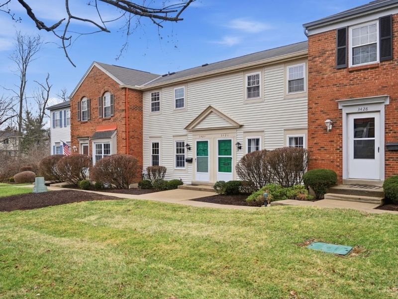 3424 Sunbury Lane, Unit 301, Colerain Township, OH 45251 Photo 3