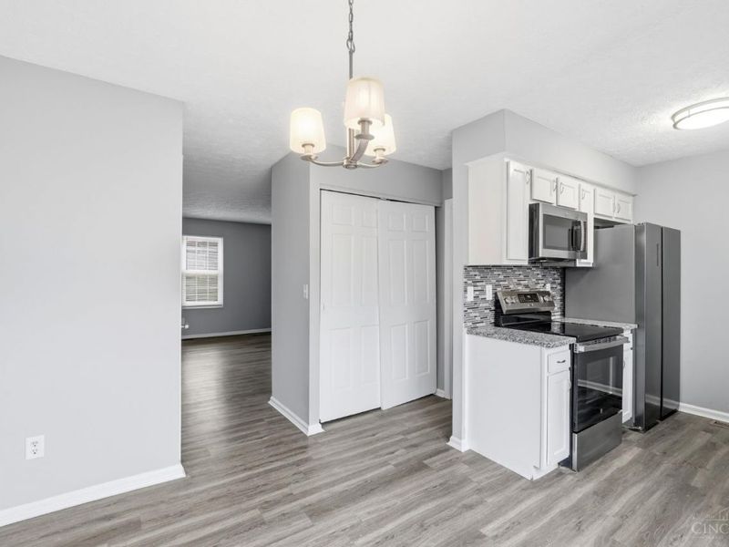 3424 Sunbury Lane, Unit 301, Colerain Township, OH 45251 Photo 9