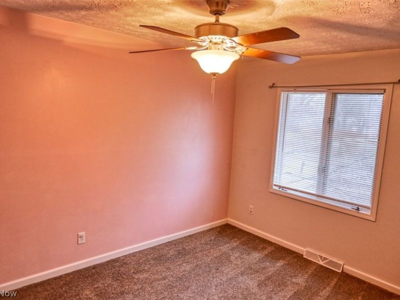 11371 Sagebrush Avenue NE, Uniontown, OH 44685 Photo 14