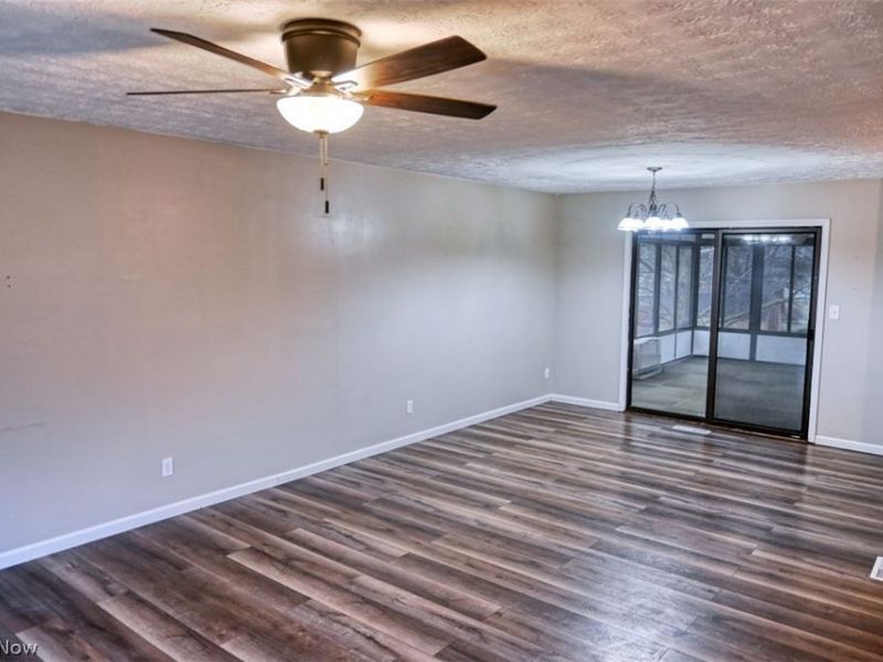 11371 Sagebrush Avenue NE, Uniontown, OH 44685 Photo 8