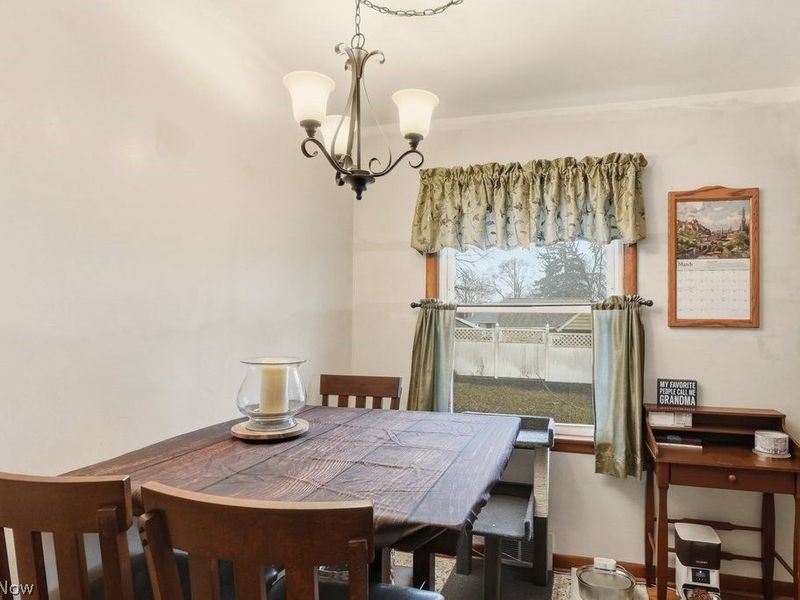 1605 Multnoma Avenue, Akron, OH 44305 Photo 13