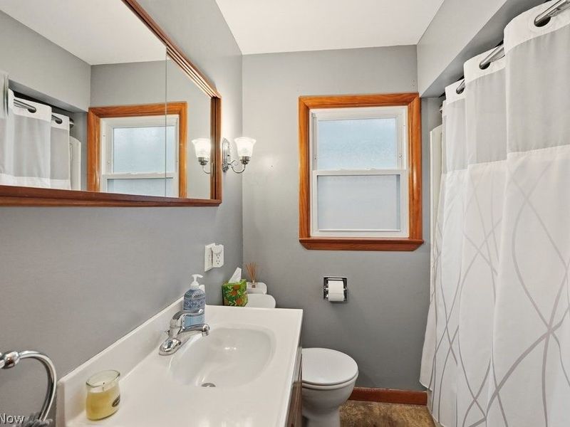 1605 Multnoma Avenue, Akron, OH 44305 Photo 18