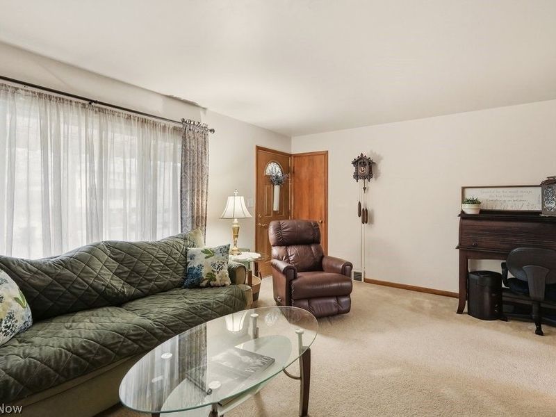 1605 Multnoma Avenue, Akron, OH 44305 Photo 6