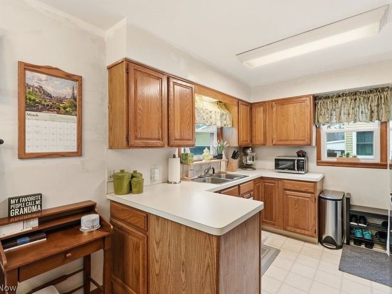 1605 Multnoma Avenue, Akron, OH 44305 Photo 7