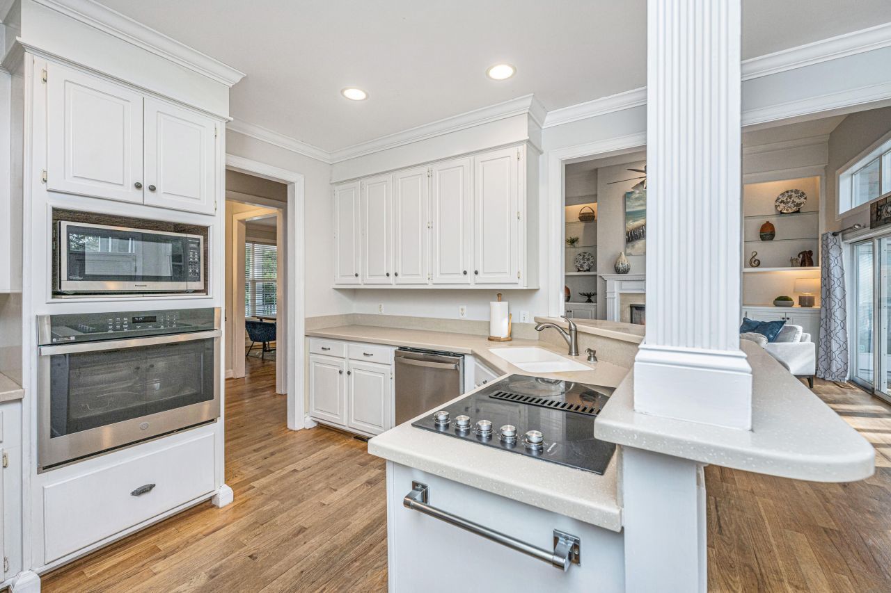 509 Chimney Bluff Drive Photo 19