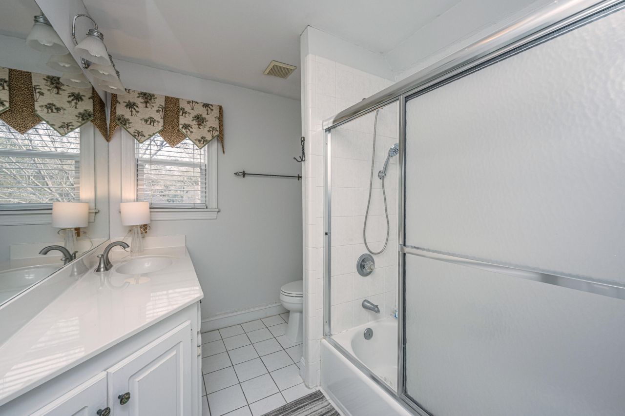 509 Chimney Bluff Drive Photo 36