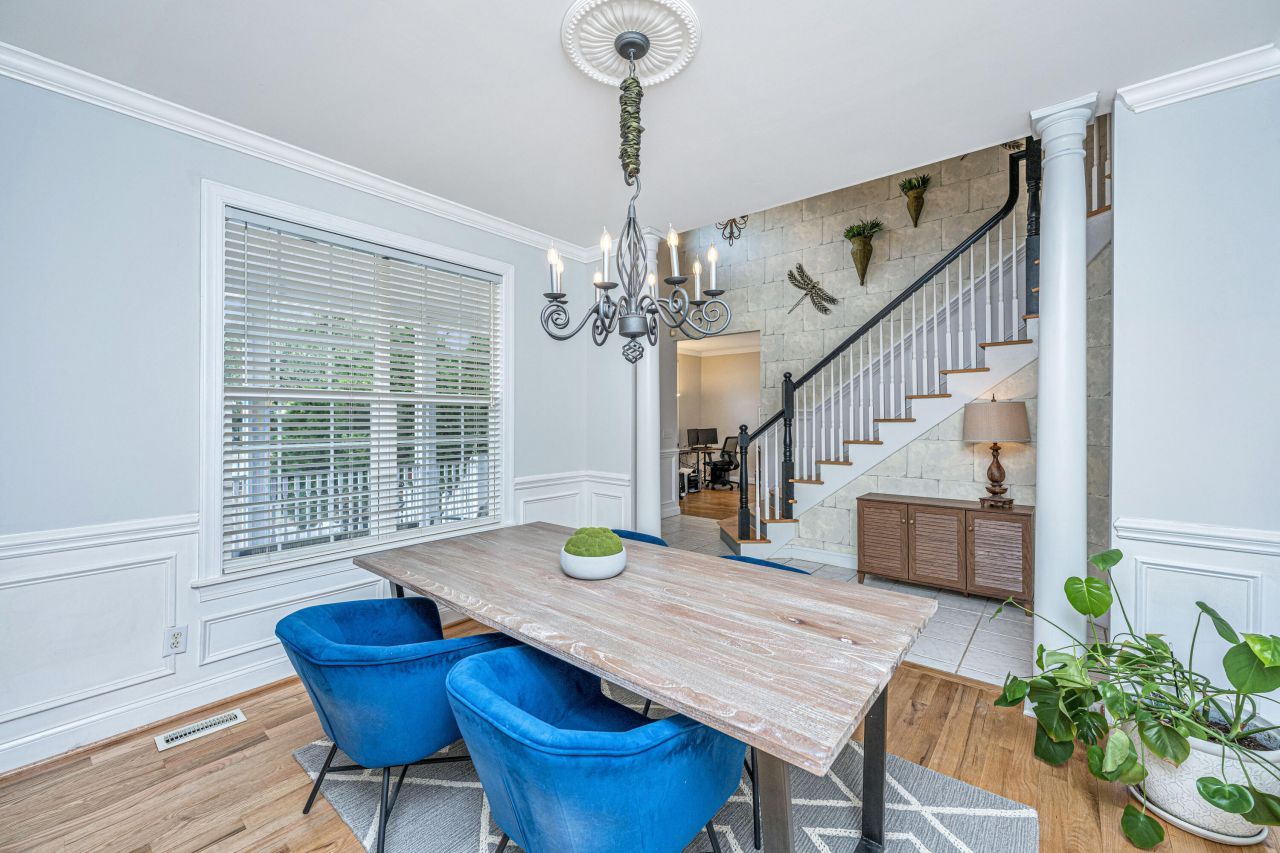 509 Chimney Bluff Drive Photo 8