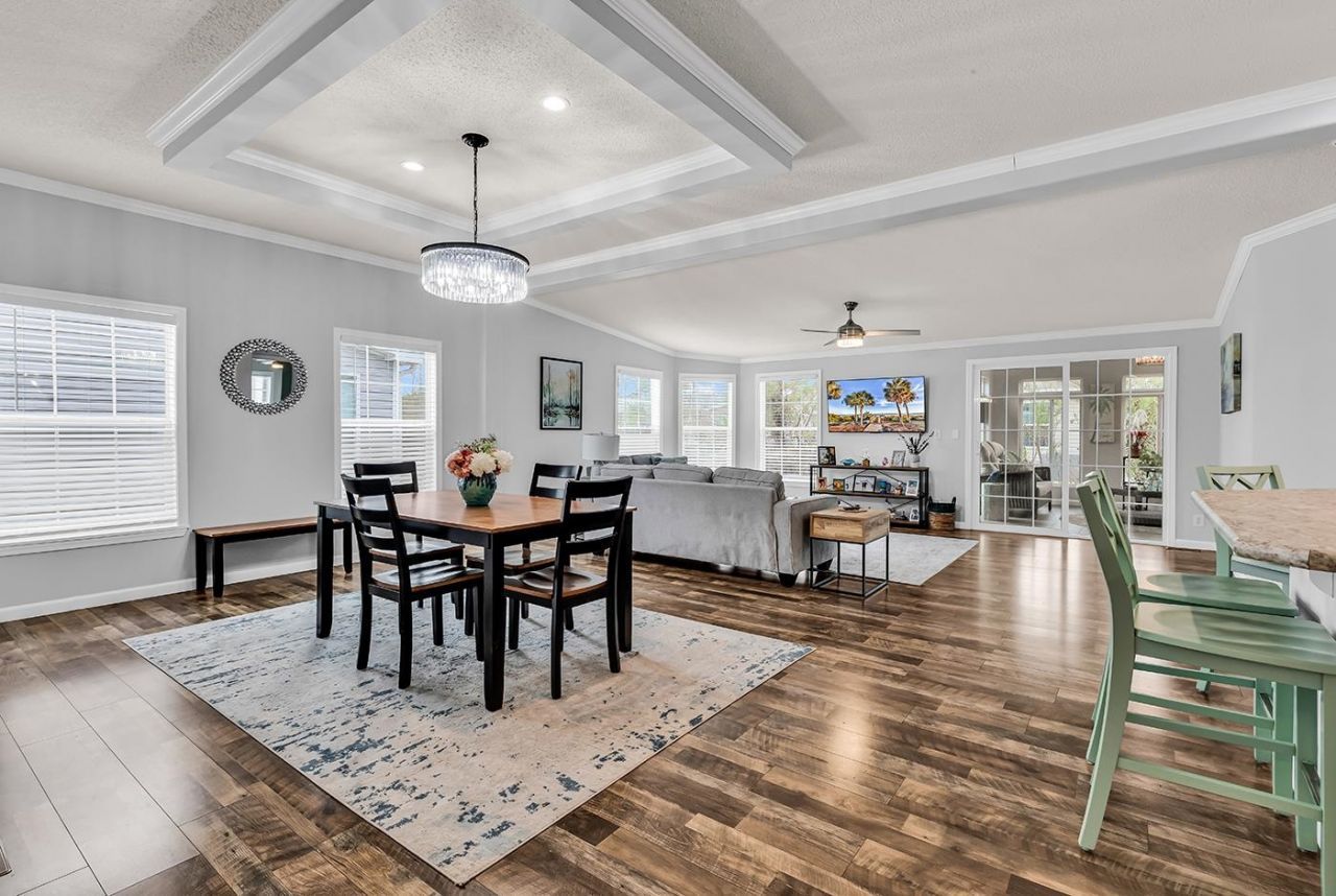 1625 Greenridge Dr. Photo 8