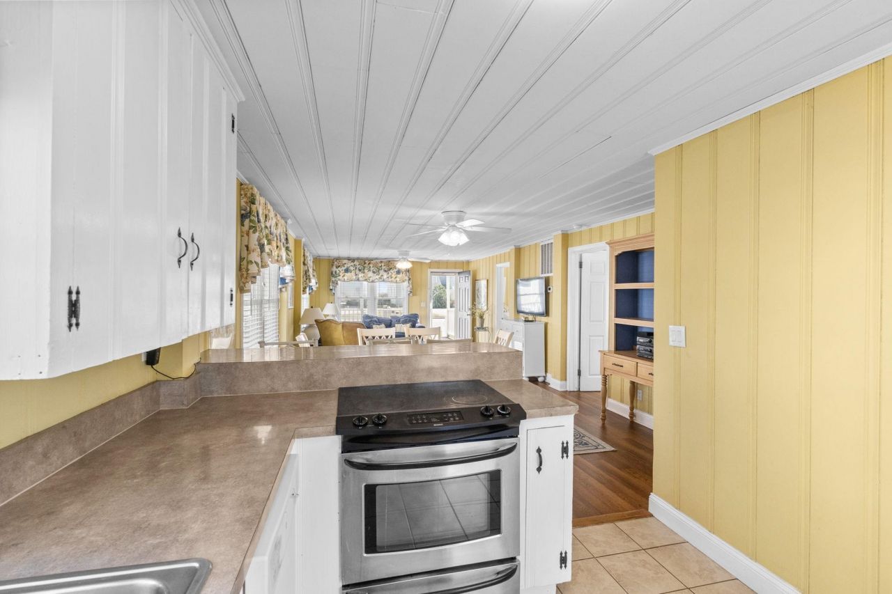 1202 S Ocean Blvd. Photo 12