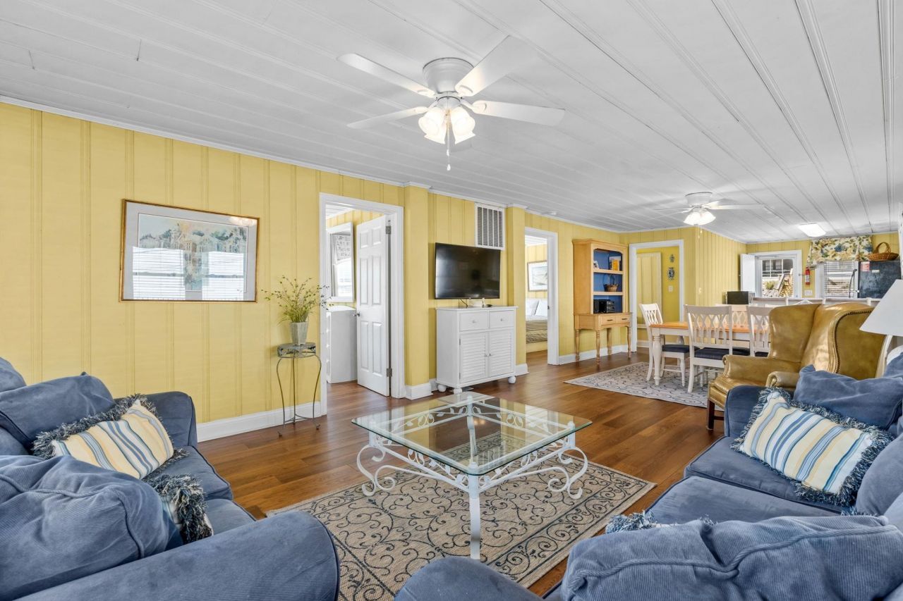 1202 S Ocean Blvd. Photo 6