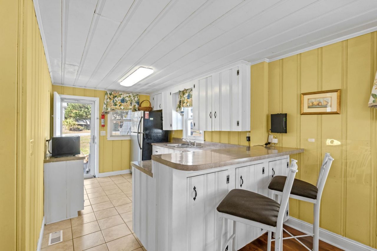 1202 S Ocean Blvd. Photo 9