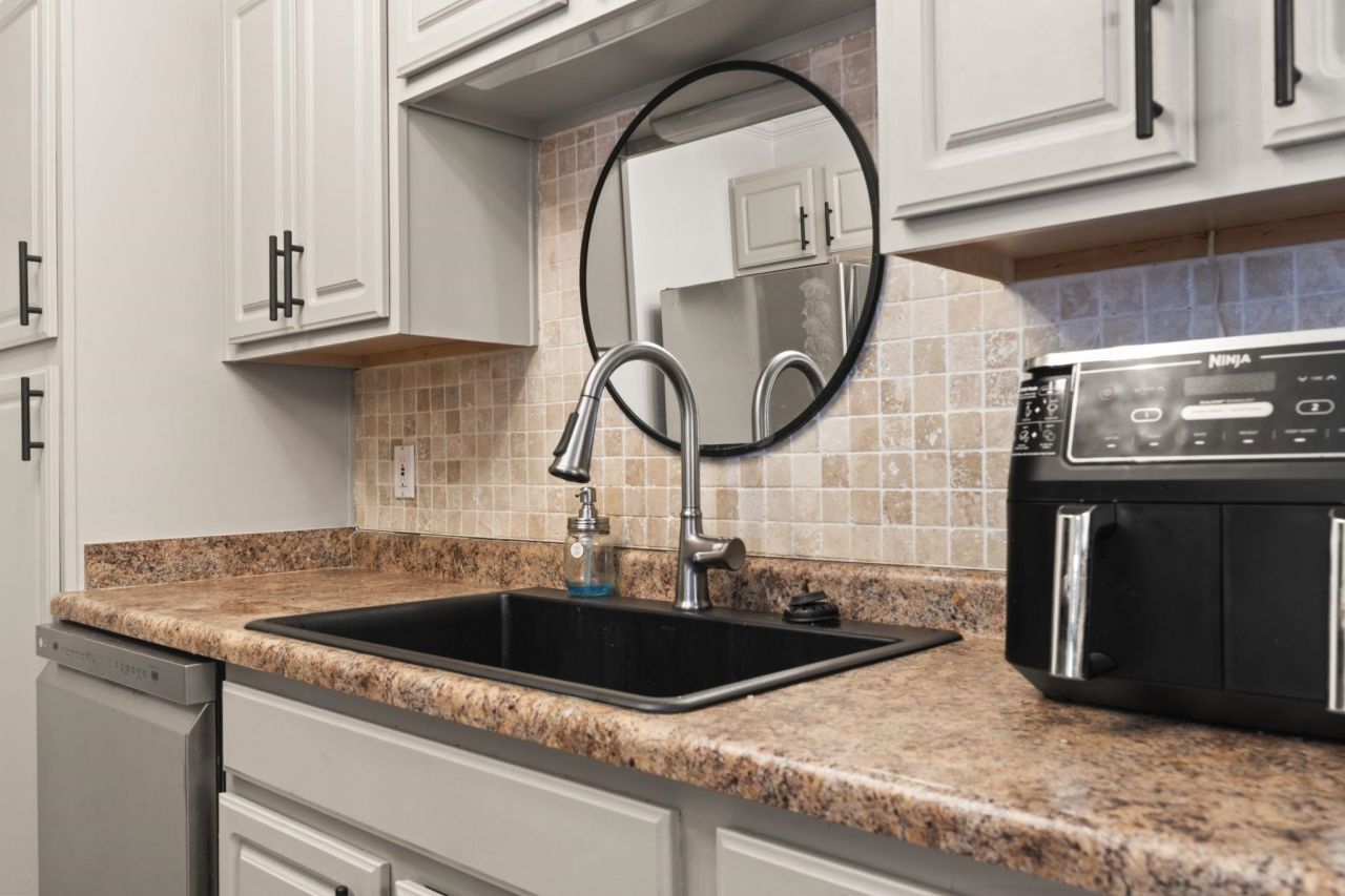 3753 Citation Way Photo 11