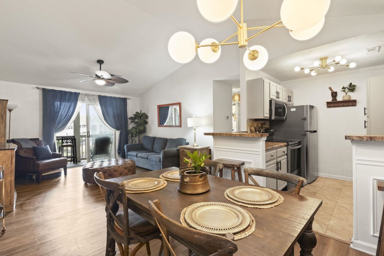 3753 Citation Way  Photo 7