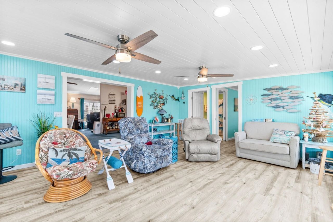 815 Waterway Dr. Photo 28