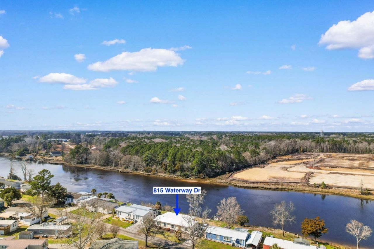 815 Waterway Dr. Photo 39