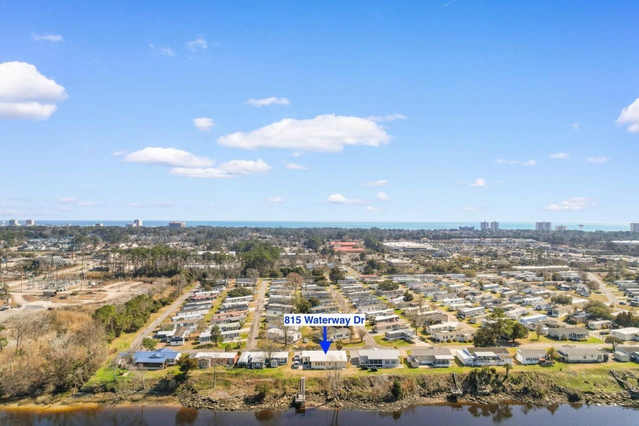815 Waterway Dr. Photo 43