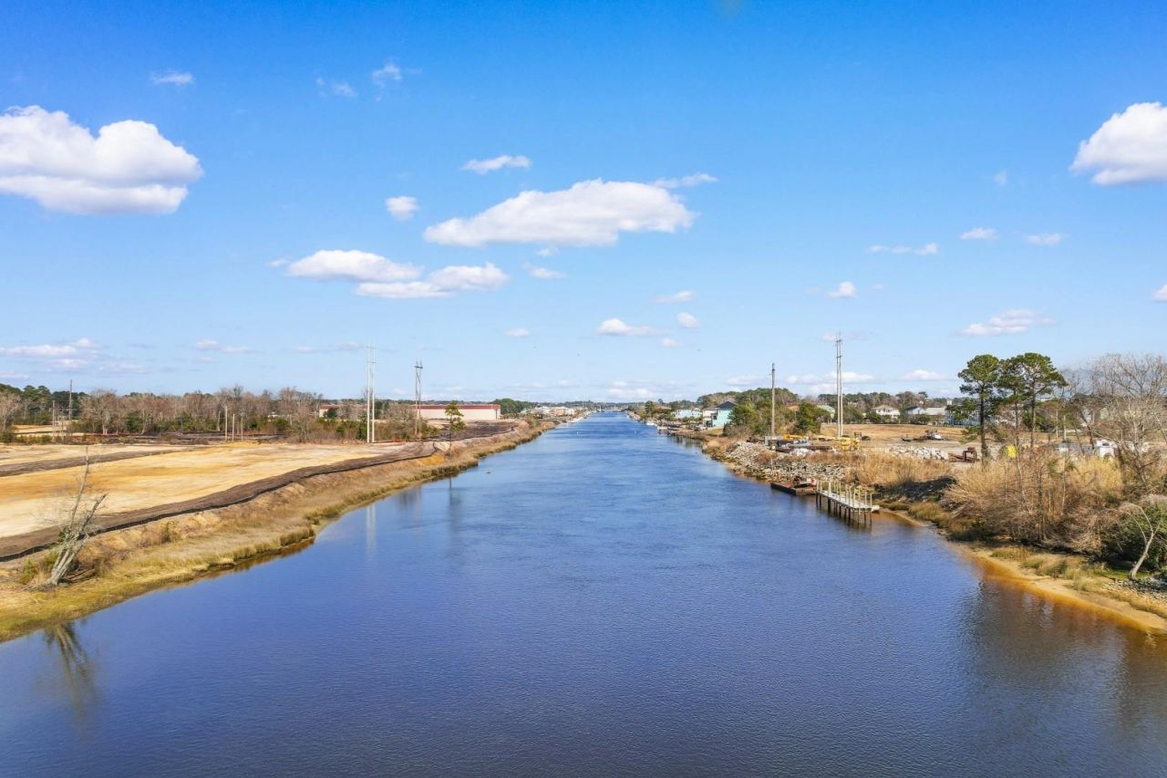 815 Waterway Dr. Photo 44