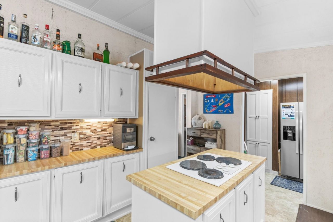 815 Waterway Dr. Photo 7