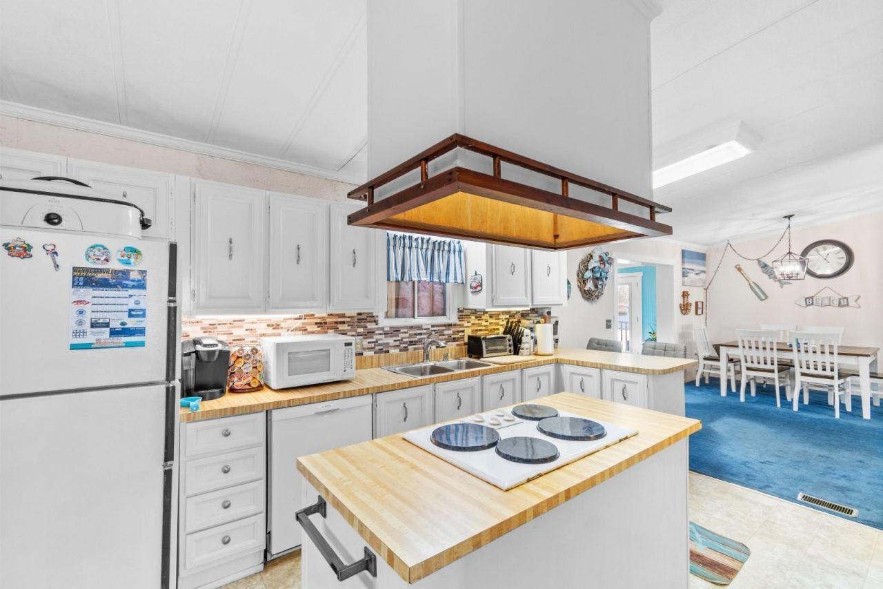 815 Waterway Dr. Photo 9