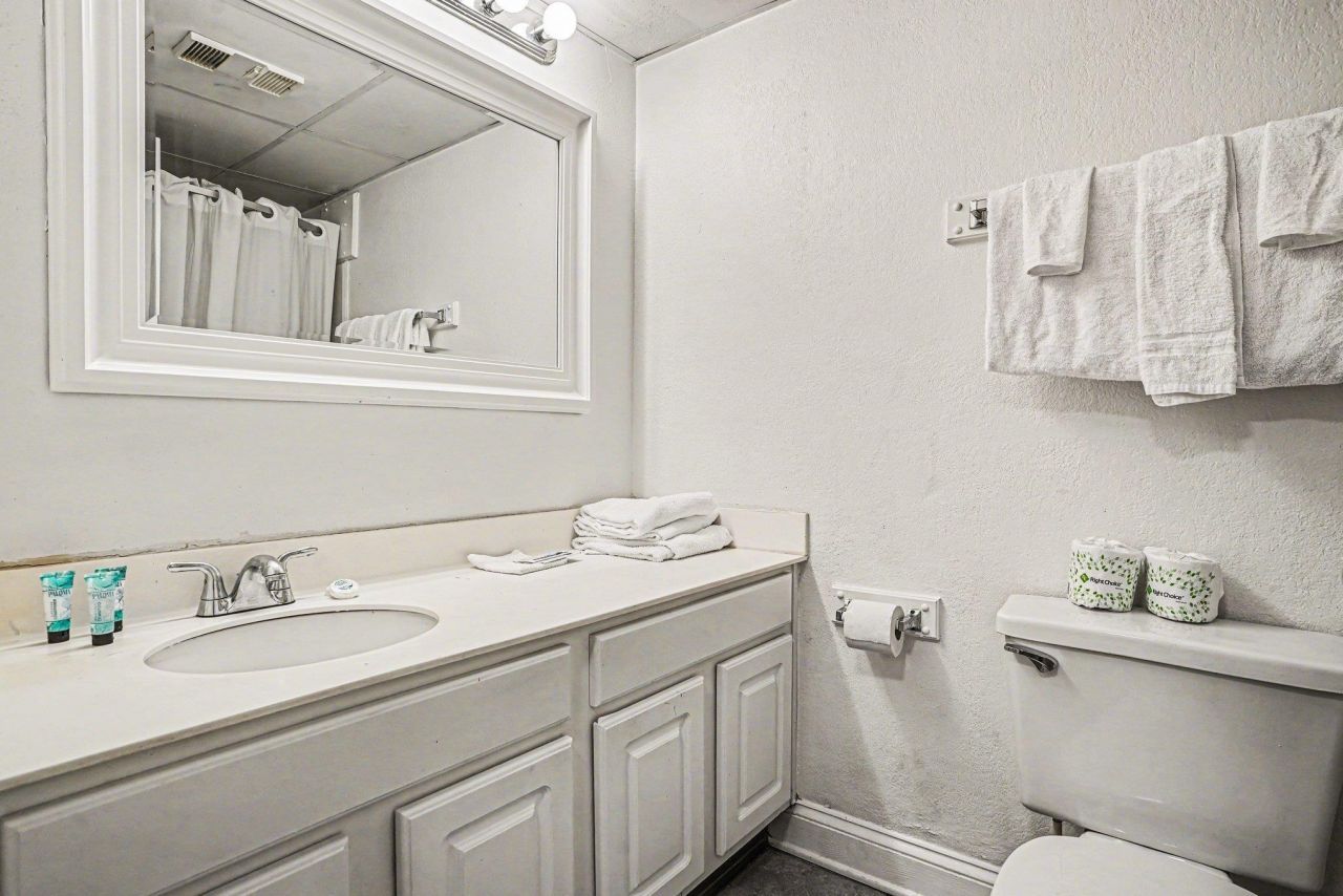 1207 S Ocean Blvd. Photo 15