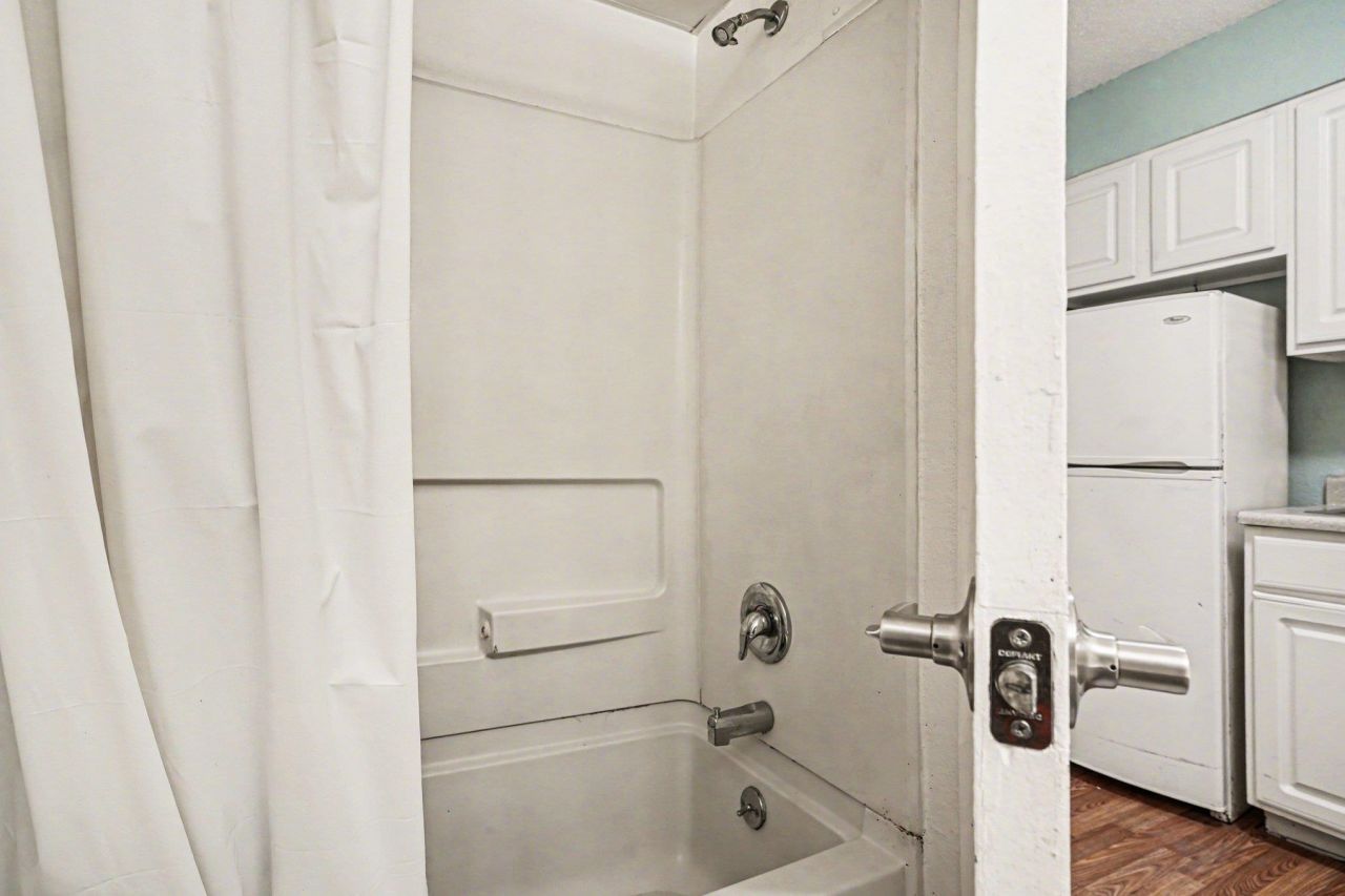 1207 S Ocean Blvd. Photo 16