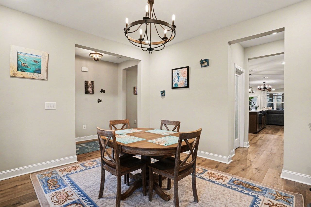 5260 Lucy Way Photo 11