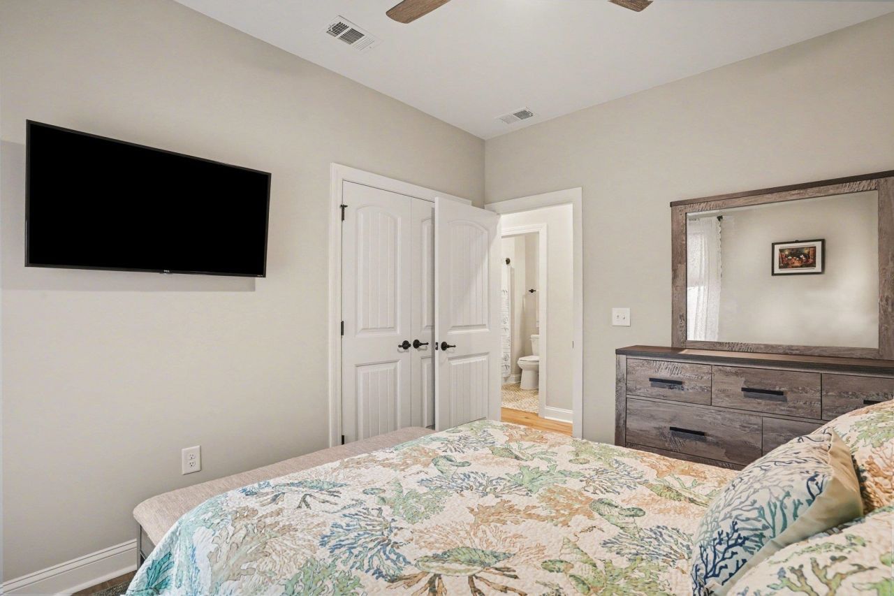 5260 Lucy Way Photo 28