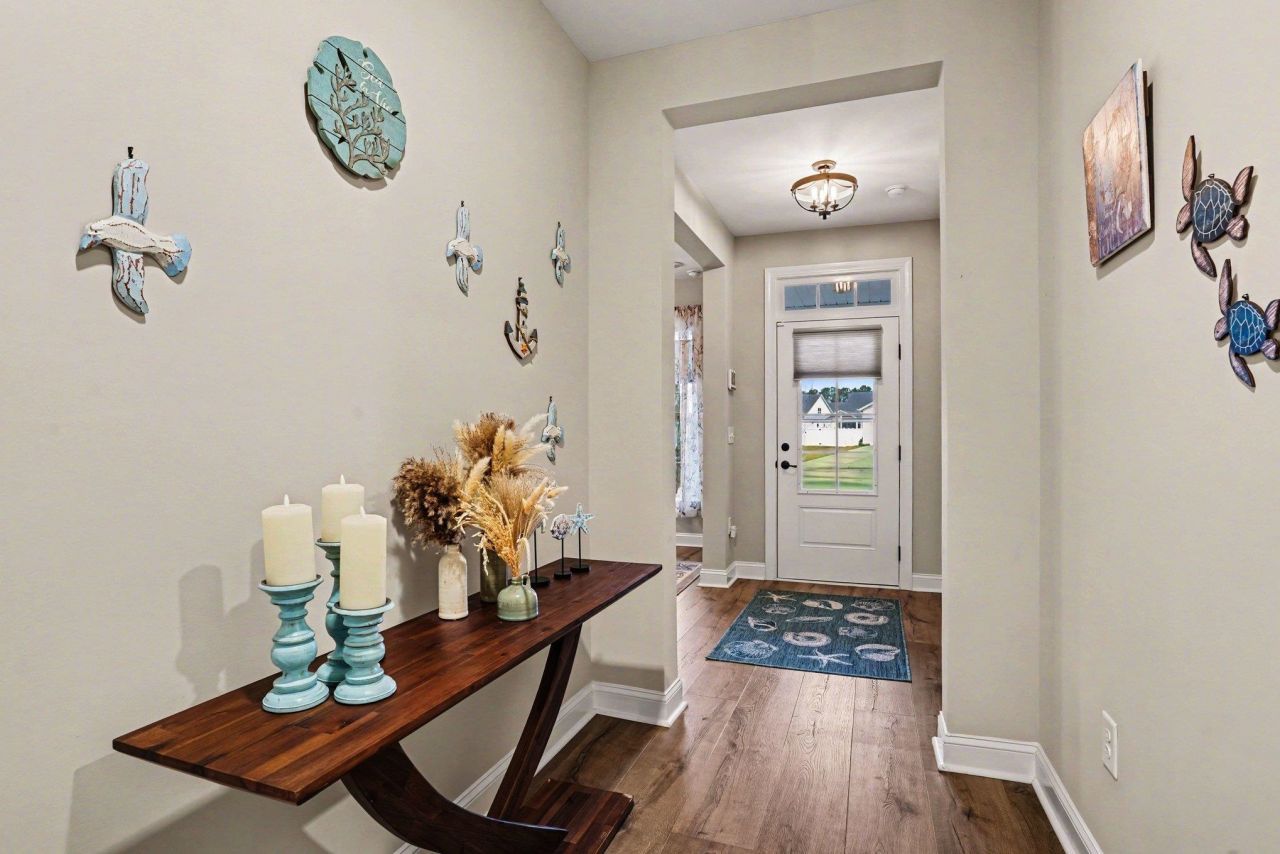 5260 Lucy Way Photo 4