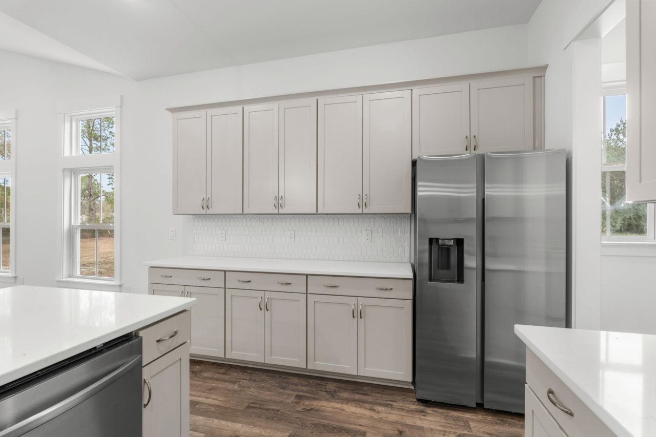 866 Foxtail Dr. Photo 14