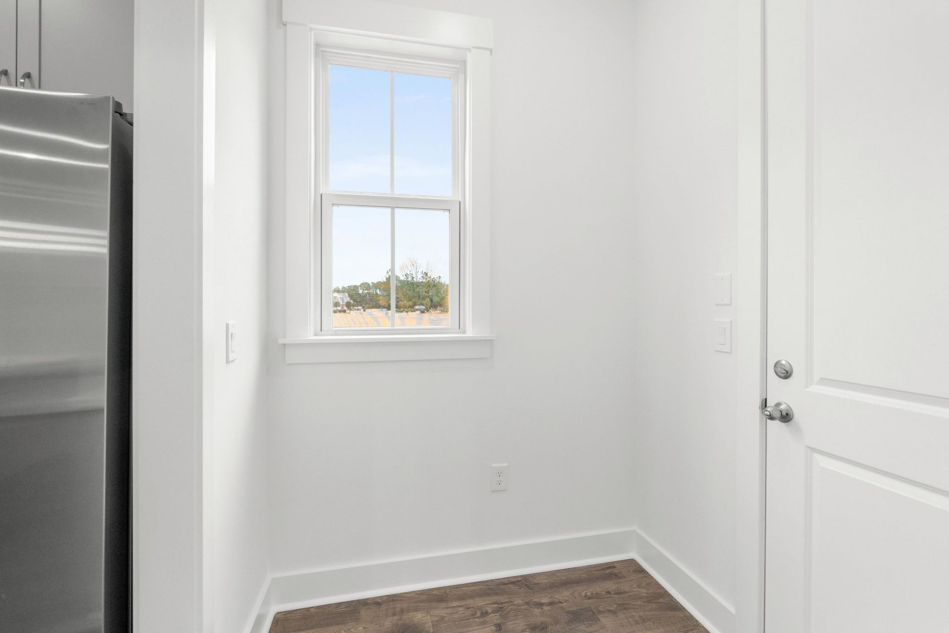 866 Foxtail Dr. Photo 26