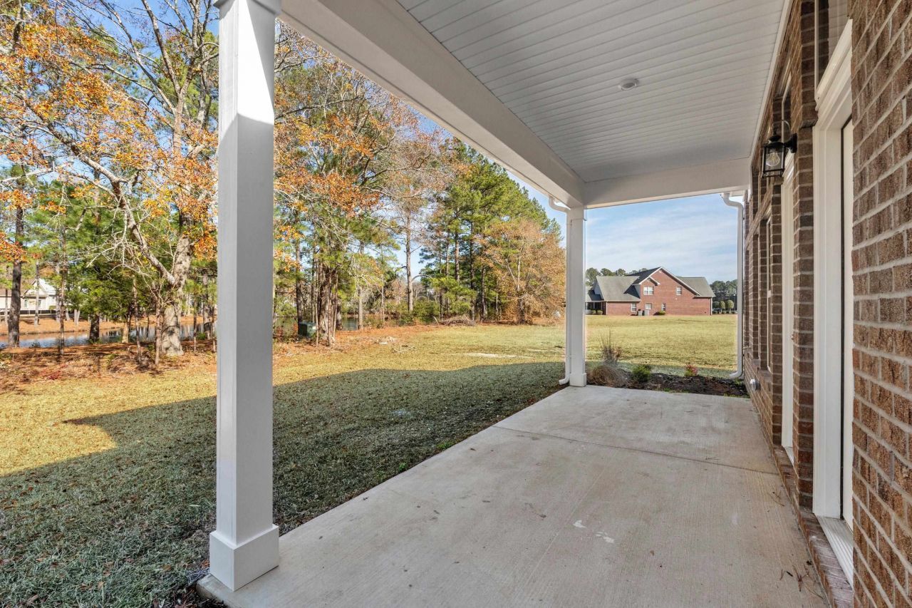 866 Foxtail Dr. Photo 36