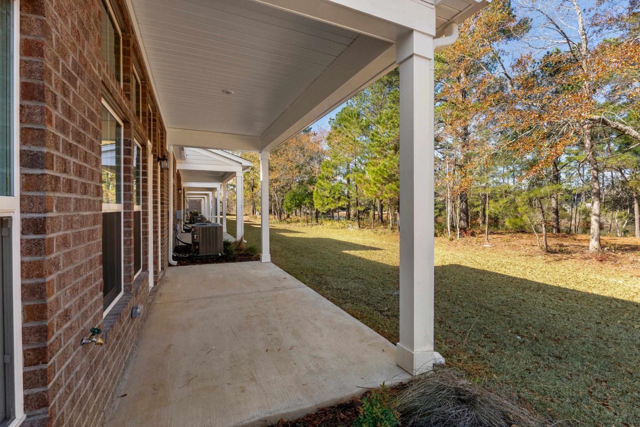 866 Foxtail Dr. Photo 37