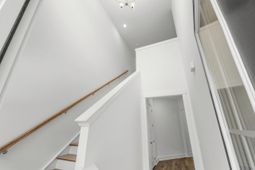 866 Foxtail Dr. photo 4