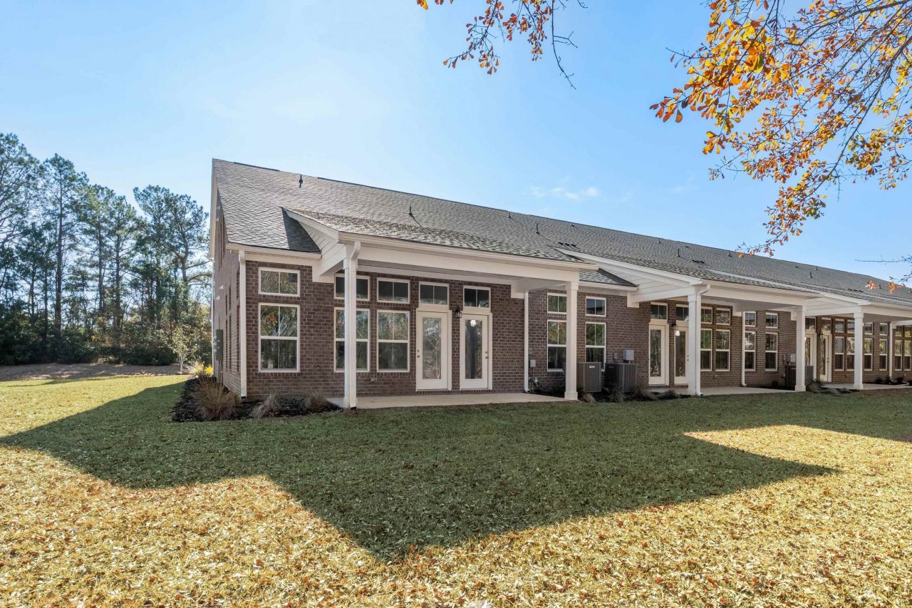 866 Foxtail Dr. Photo 40